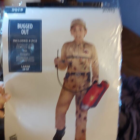 Bugged Out Exterminator Costume - Picture 4 of 5